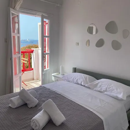 Elenitas Town House With Balcony And Sea View Apartment *