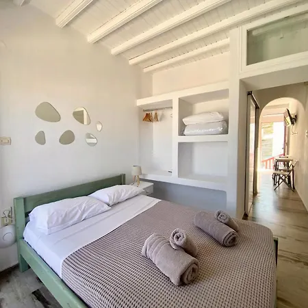 Elenitas Town House With Balcony And Sea View Apartment *